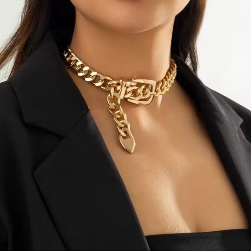 Gold Belt Buckle Design Exaggerated Choker Necklace